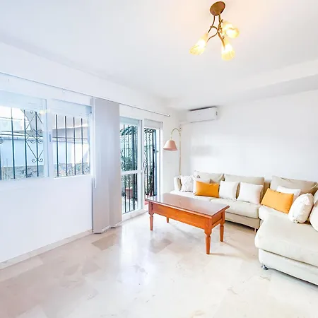 別荘 Townhouse With Arabic Pool And Close To The In