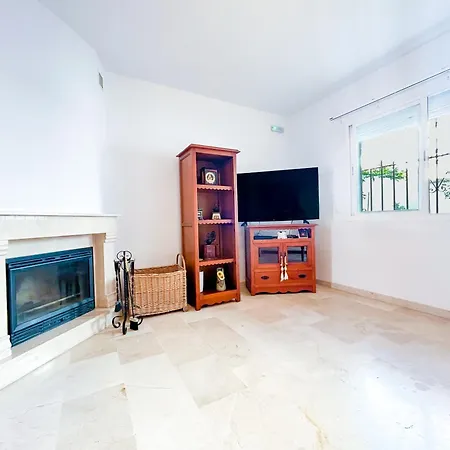 Townhouse With Arabic Pool And Close To The In 別荘 *