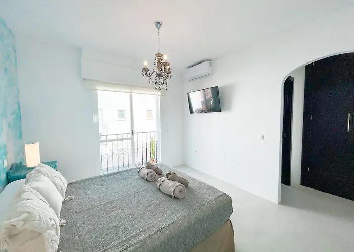 Townhouse With Arabic Pool And Close To The In Ferienhaus