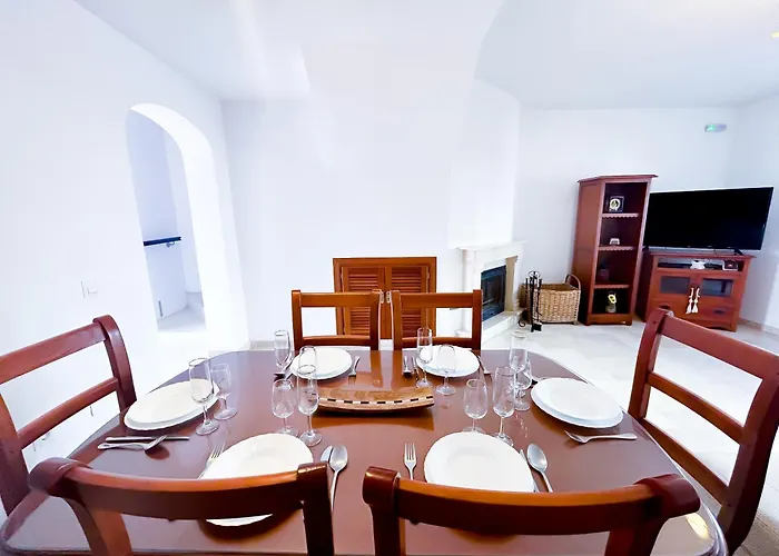 Ferienhaus Townhouse With Arabic Pool And Close To The In Estepona