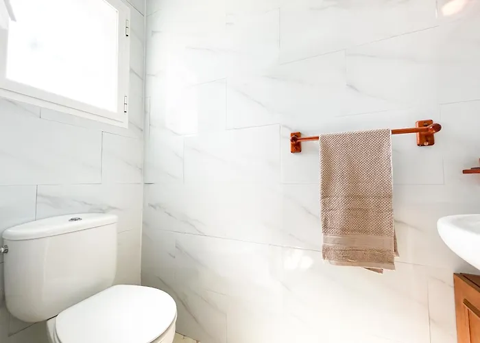 Ferienhaus Townhouse With Arabic Pool And Close To The In Estepona