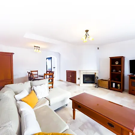 Townhouse With Arabic Pool And Close To The In 別荘 *