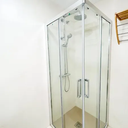 Townhouse With Arabic Pool And Close To The In エステポナ